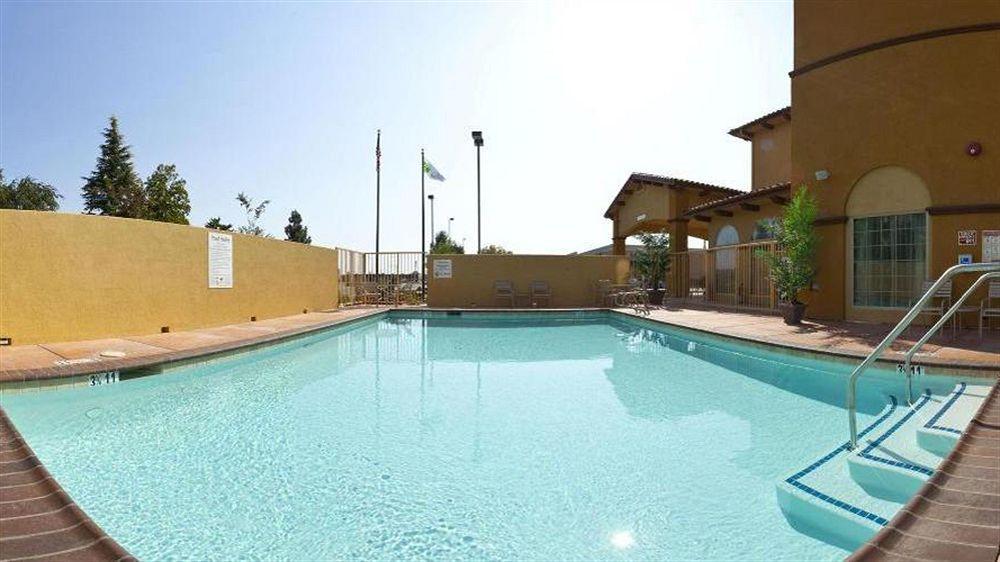 Holiday Inn Express Hotel & Suites Willows By Ihg Εξωτερικό φωτογραφία